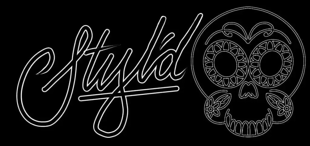 Styled – Clothing & Gifts