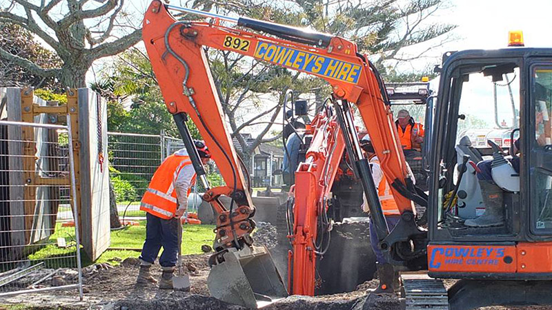 655e959874c884013a5b3316_Digger Image Small