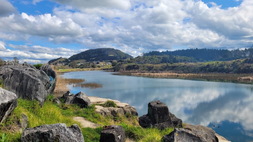 Lake Waro Reserve
